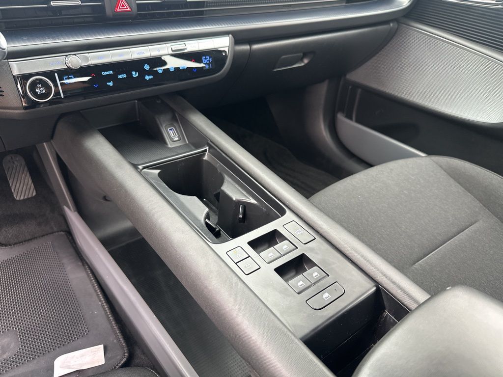 Used Car 2024 Hyundai Ioniq 6  Se For Sale Under $25,000 In Austin, Texas