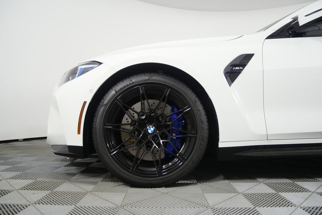 Thumbnail: 2026 BMW M4 - 8