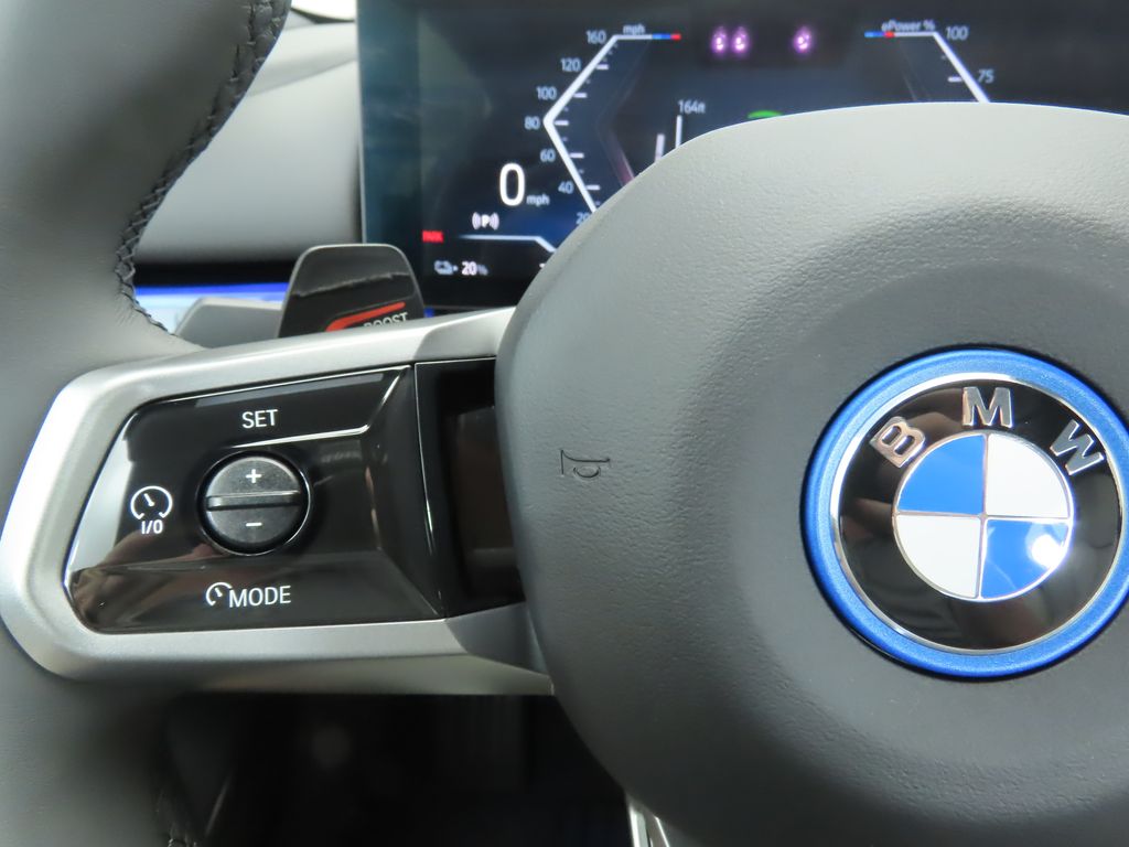 Thumbnail: 2025 BMW i5 - 14
