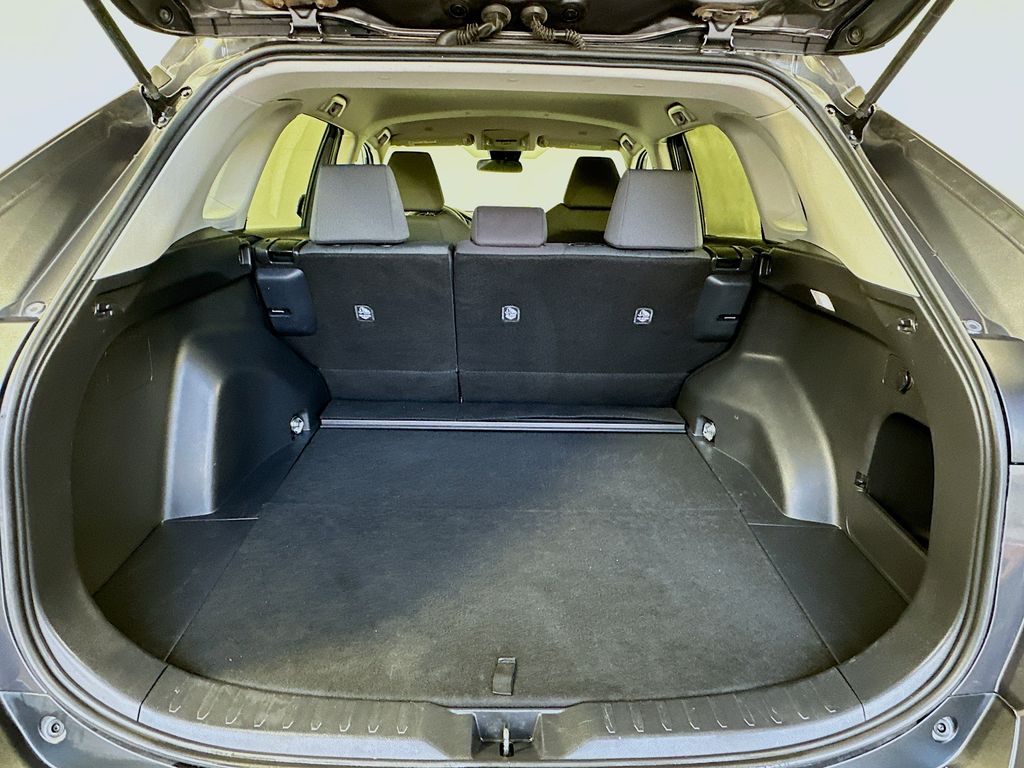 Thumbnail: 2024 Toyota RAV4 - 26