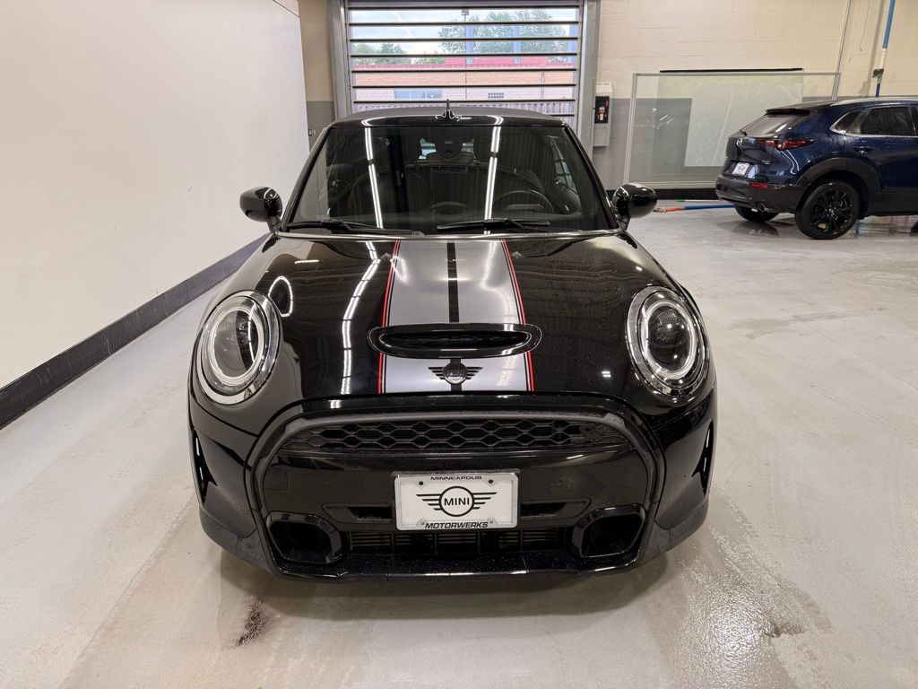2022 MINI Cooper S 8