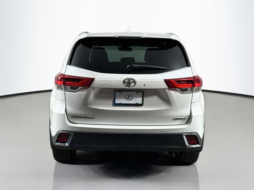 Thumbnail: 2018 Toyota Highlander - 6