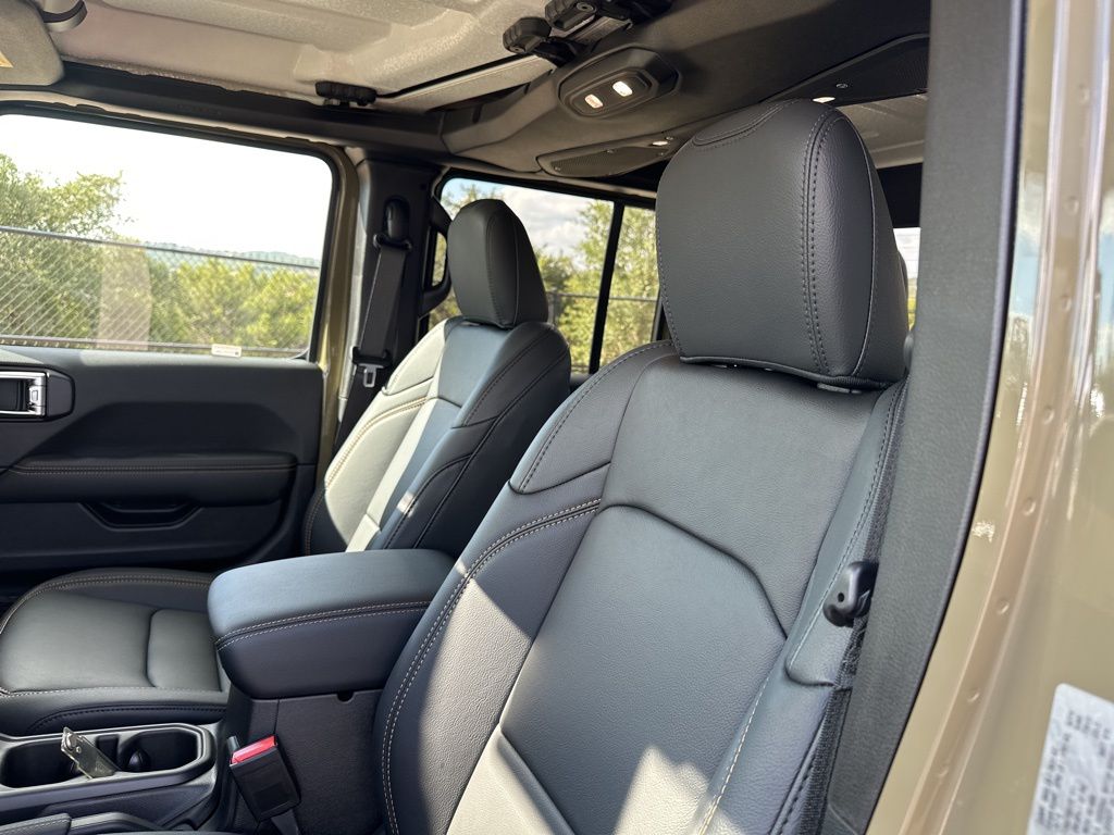 New Car 2025 Jeep Gladiator  For Sale Under $50,000 In Austin, Texas