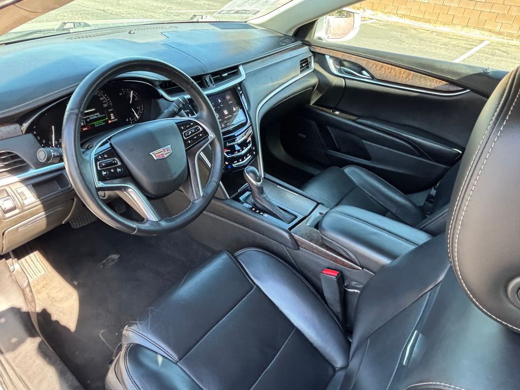 Thumbnail: 2018 Cadillac XTS - 9