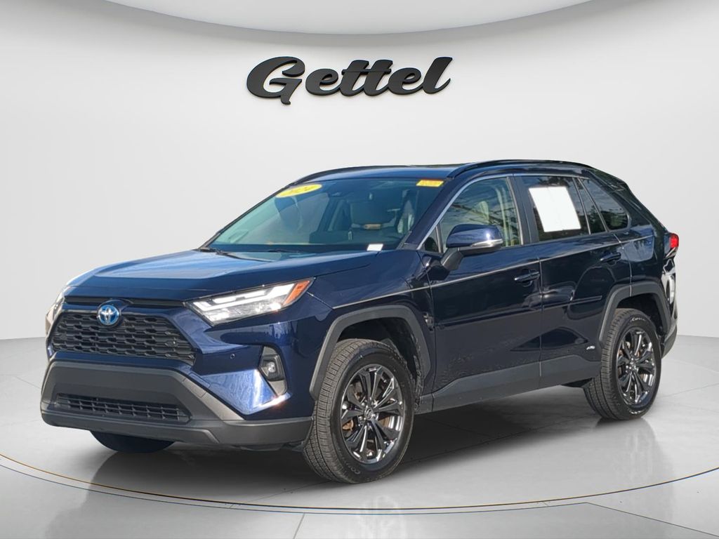 Pre-Owned 2022 Toyota RAV4 Hybrid XSE 4D Sport Utility in