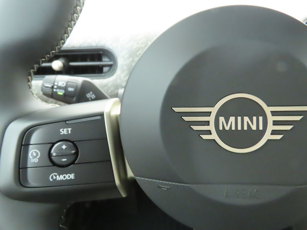 Thumbnail: 2026 MINI Cooper - 11