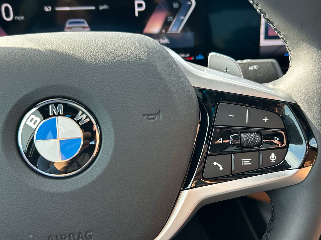 Thumbnail: 2025 BMW 3 Series - 20