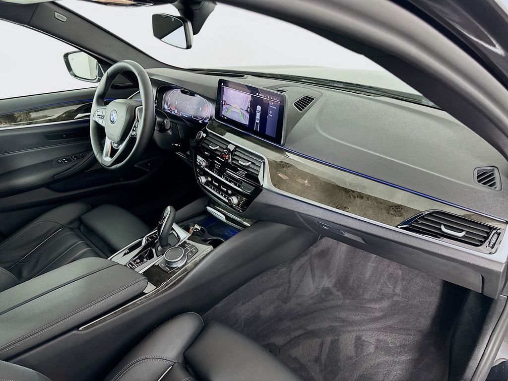 2022 BMW 5 Series 540i xDrive 30