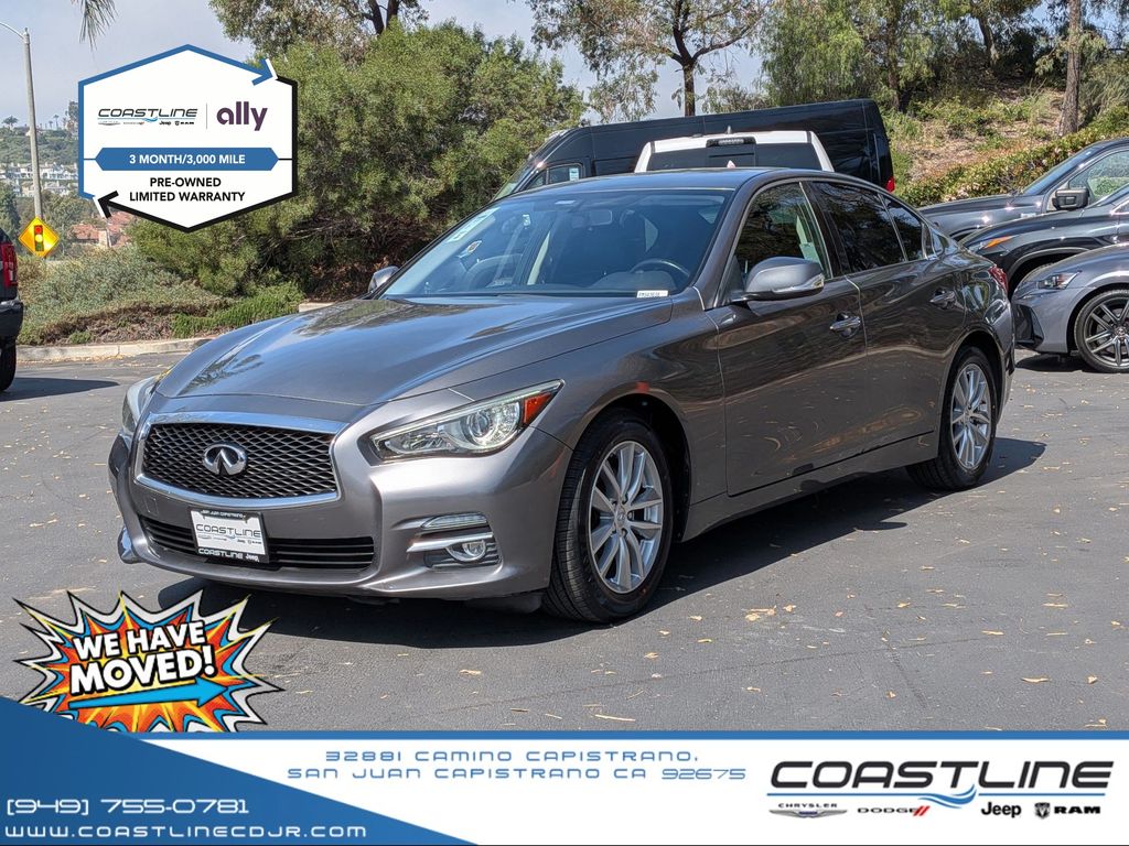 2015 INFINITI Q50 3.7 RWD