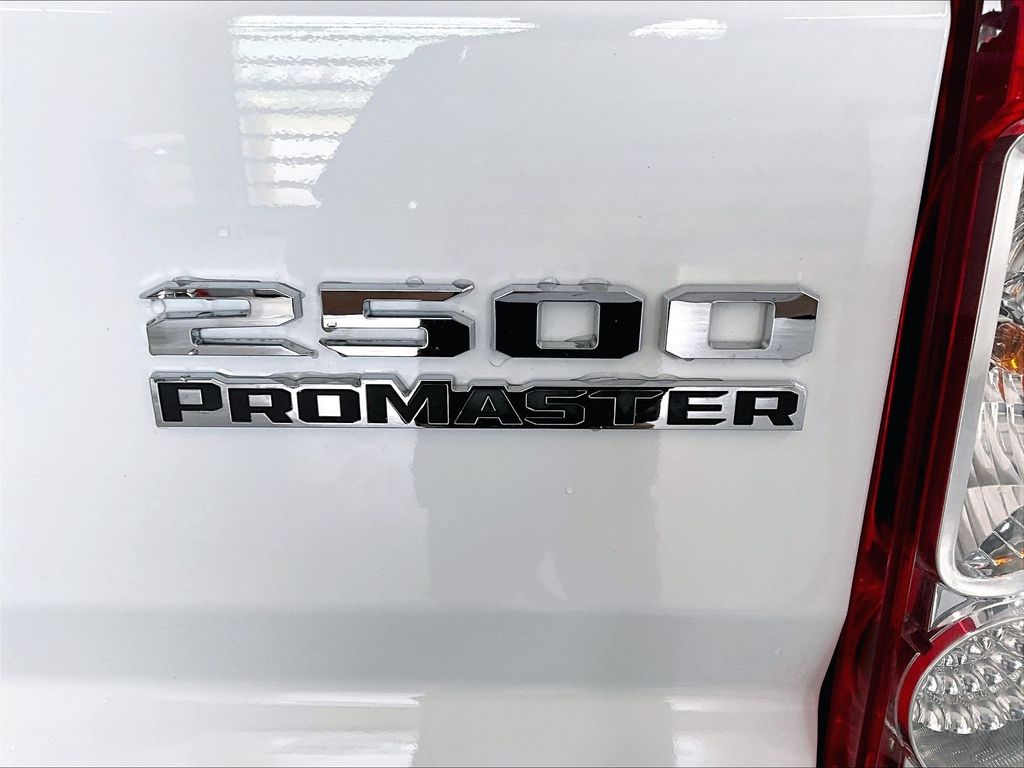 2025 Ram ProMaster 2500 — photo 25