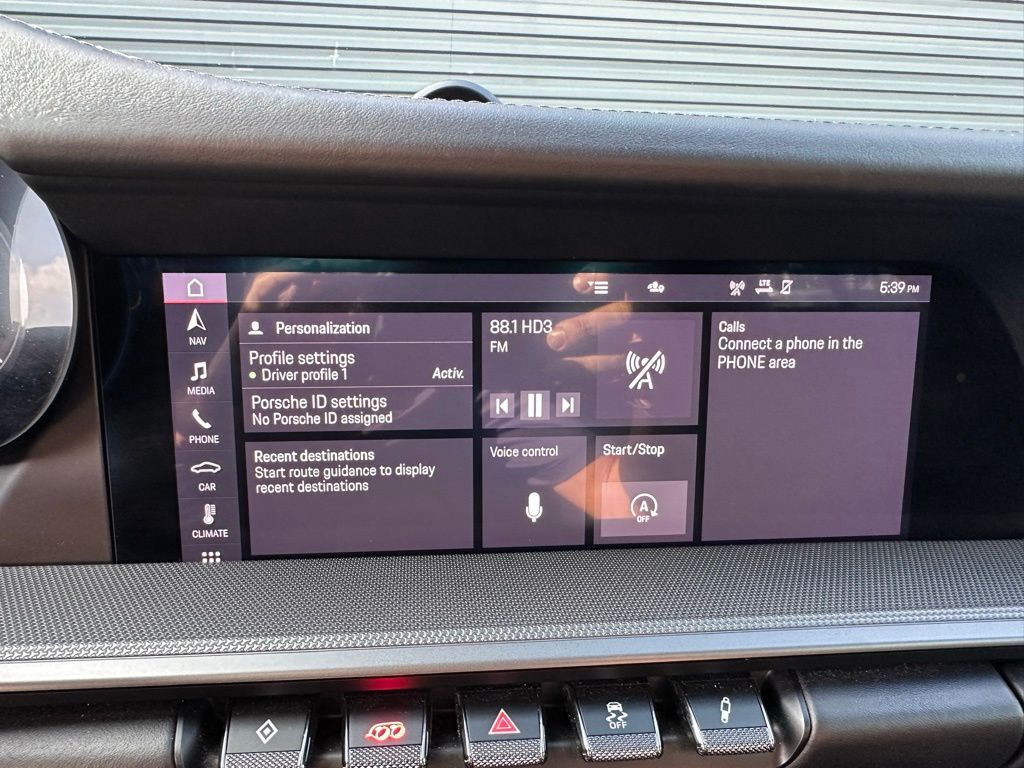 Thumbnail: 2020 Porsche 911 - 30