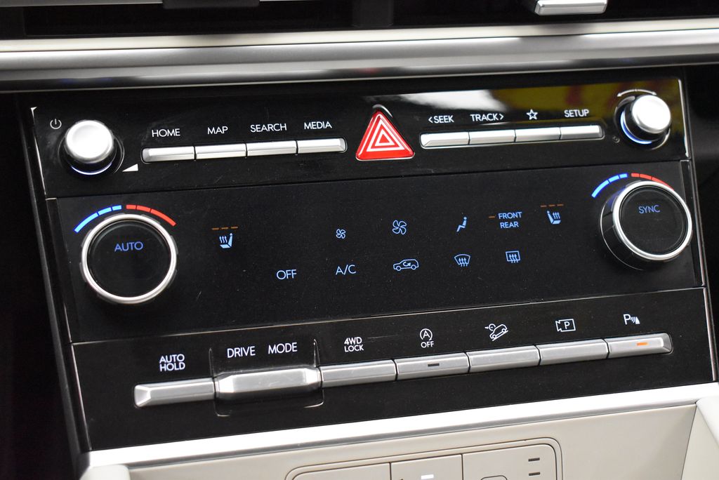 Thumbnail: 2024 Hyundai Santa Fe - 18