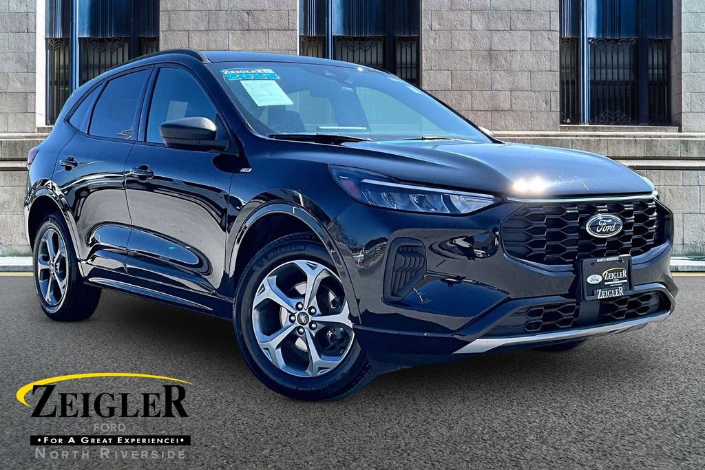 2023 Ford Escape ST-Line