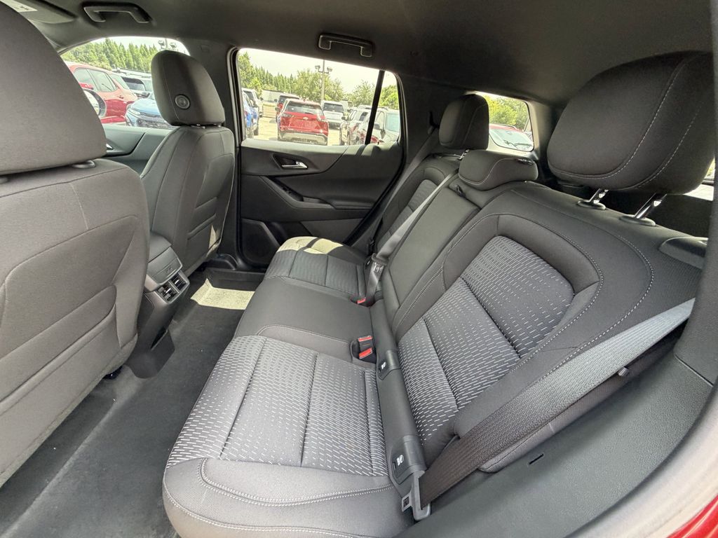 new 2026 Chevrolet Equinox car, priced at $28,495