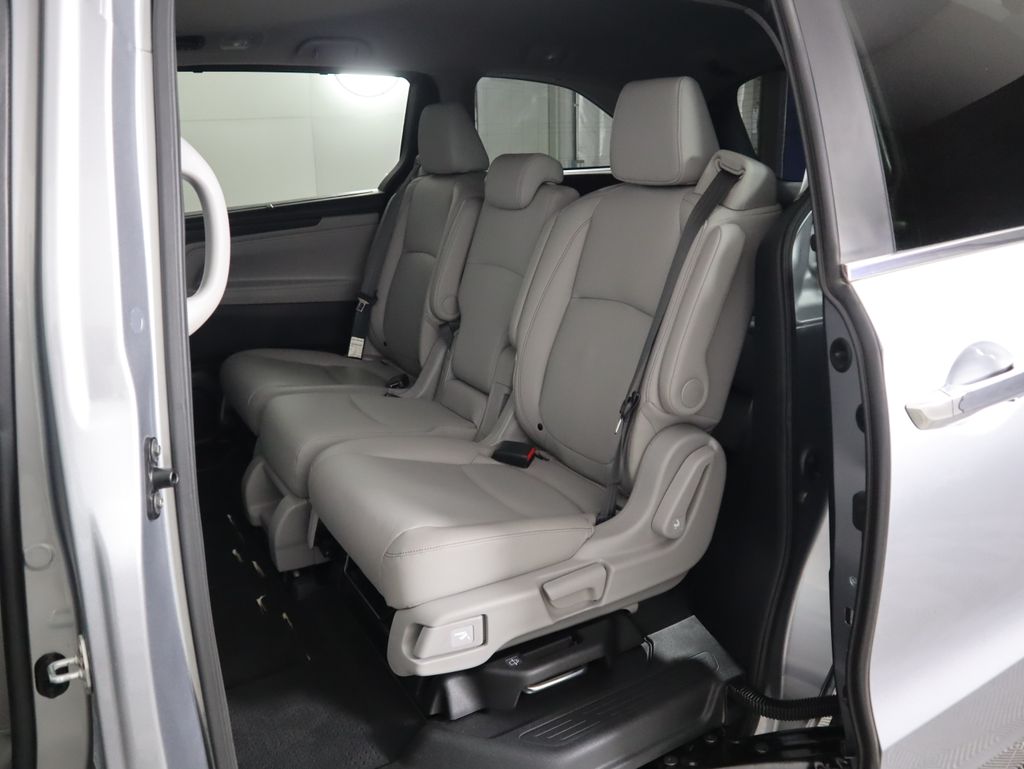 Thumbnail: 2024 Honda Odyssey - 21