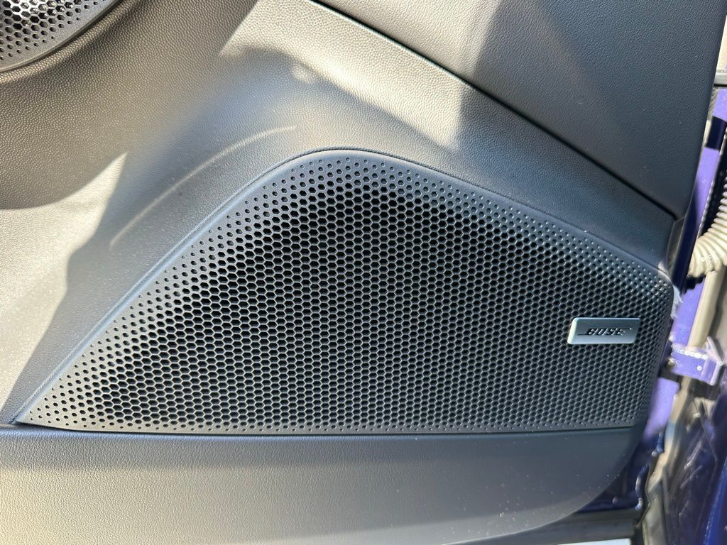 Thumbnail: 2024 Porsche Macan - 21