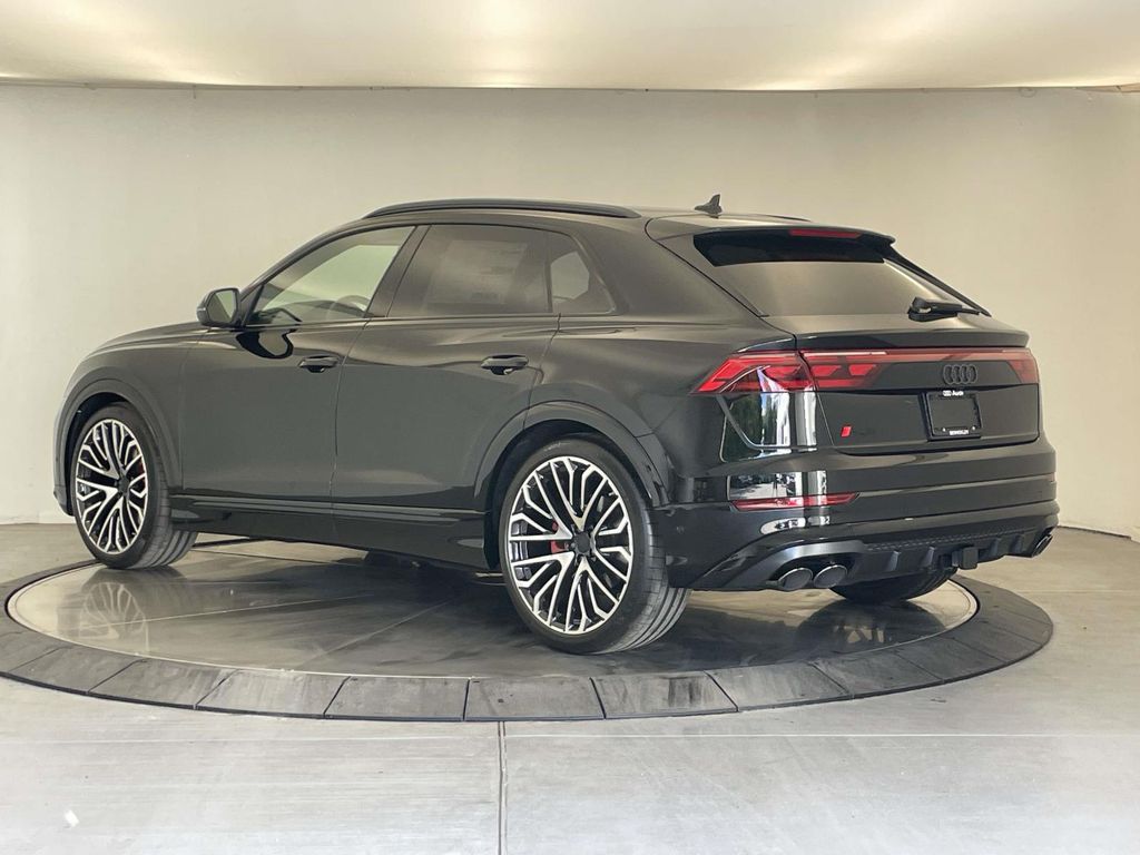 2026 Audi SQ8 4.0T Prestige - 2
