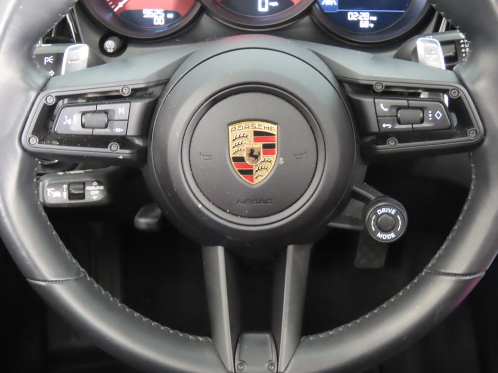 Thumbnail: 2024 Porsche Macan - 18