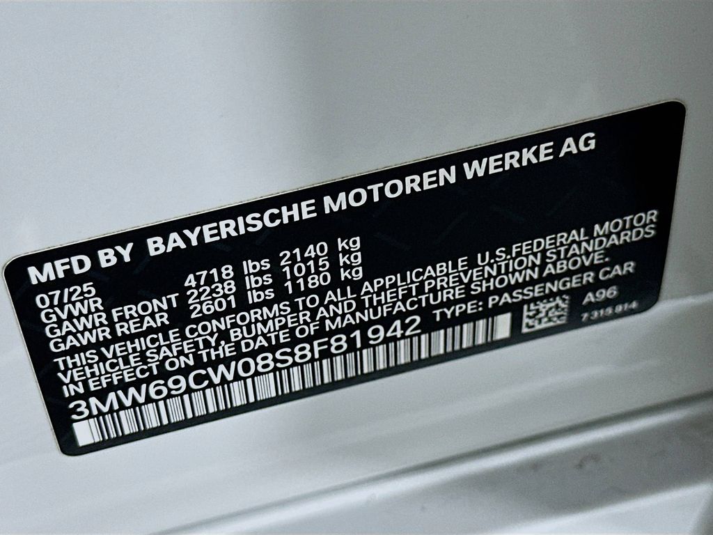Thumbnail: 2025 BMW 3 Series - 24