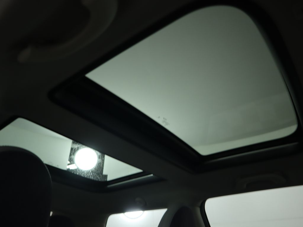 Thumbnail: 2025 MINI Cooper - 23