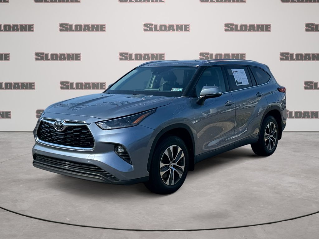 2021 Toyota Highlander XLE AWD