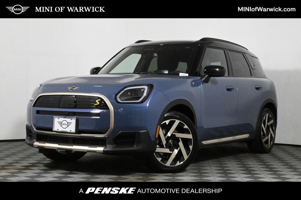 2025 MINI Cooper Countryman  -
                Warwick, RI