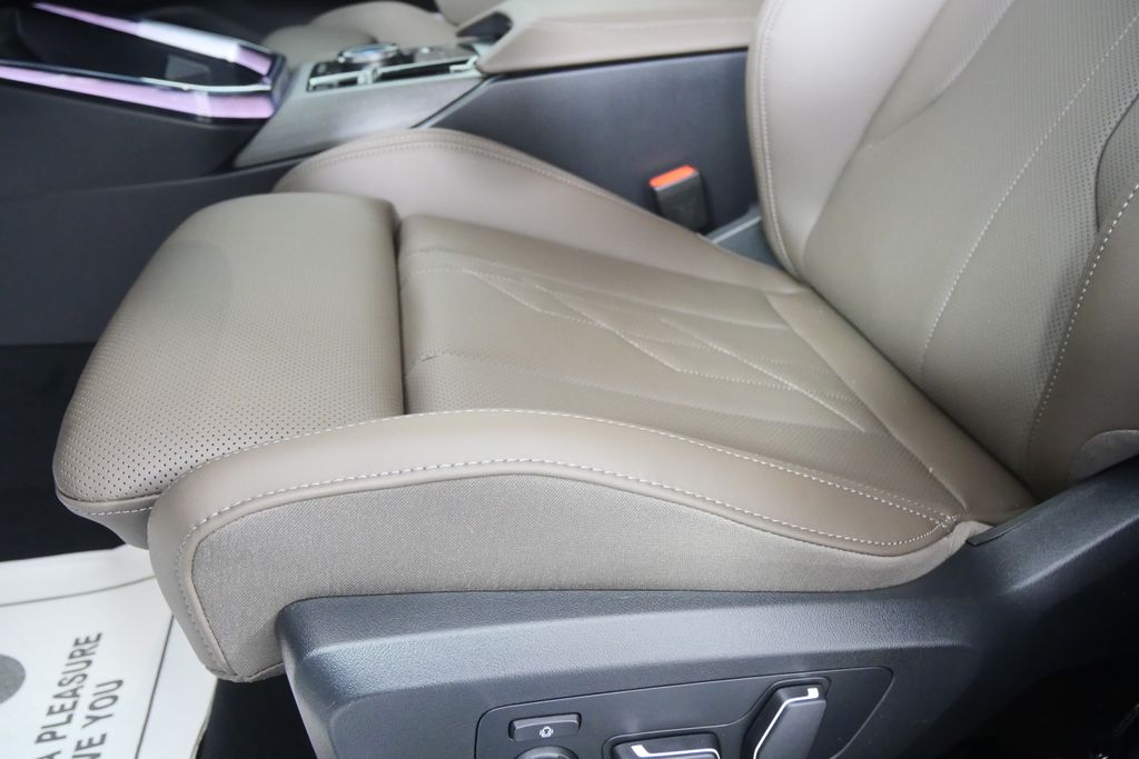 Thumbnail: 2026 BMW X3 - 9