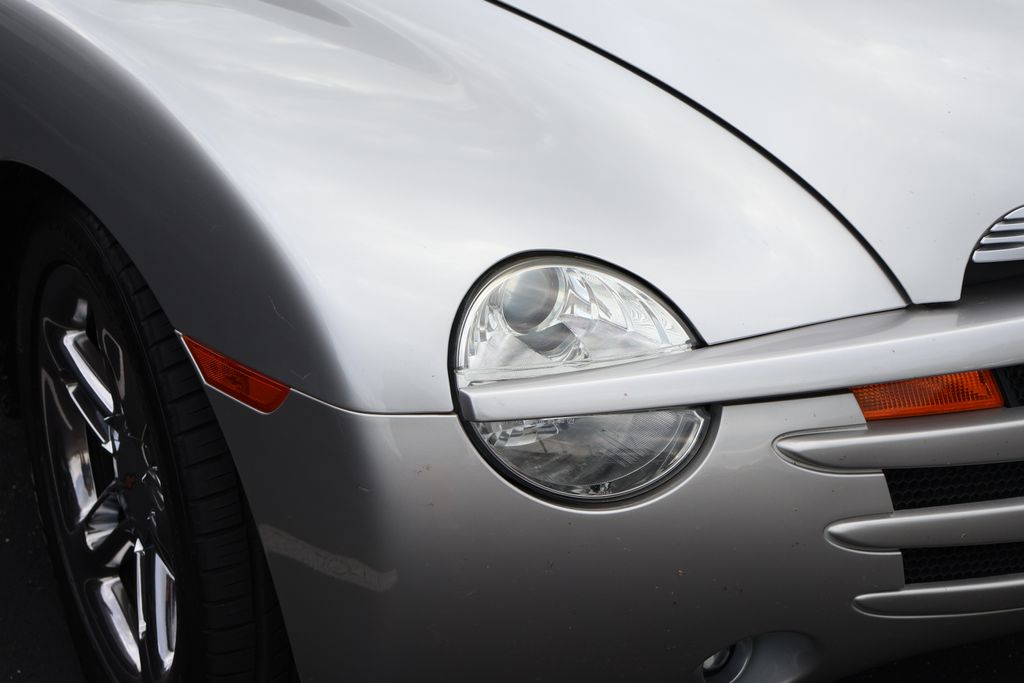 Thumbnail: 2004 Chevrolet SSR - 4