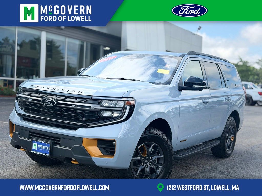 Glacier Gray Met TriCoat 2025 Ford Expedition SUV / Crossover Four-Wheel Drive Automatic