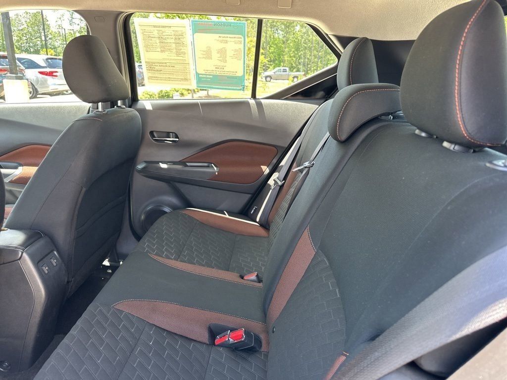 2023 Super Black Nissan Kicks SR FWD SUV