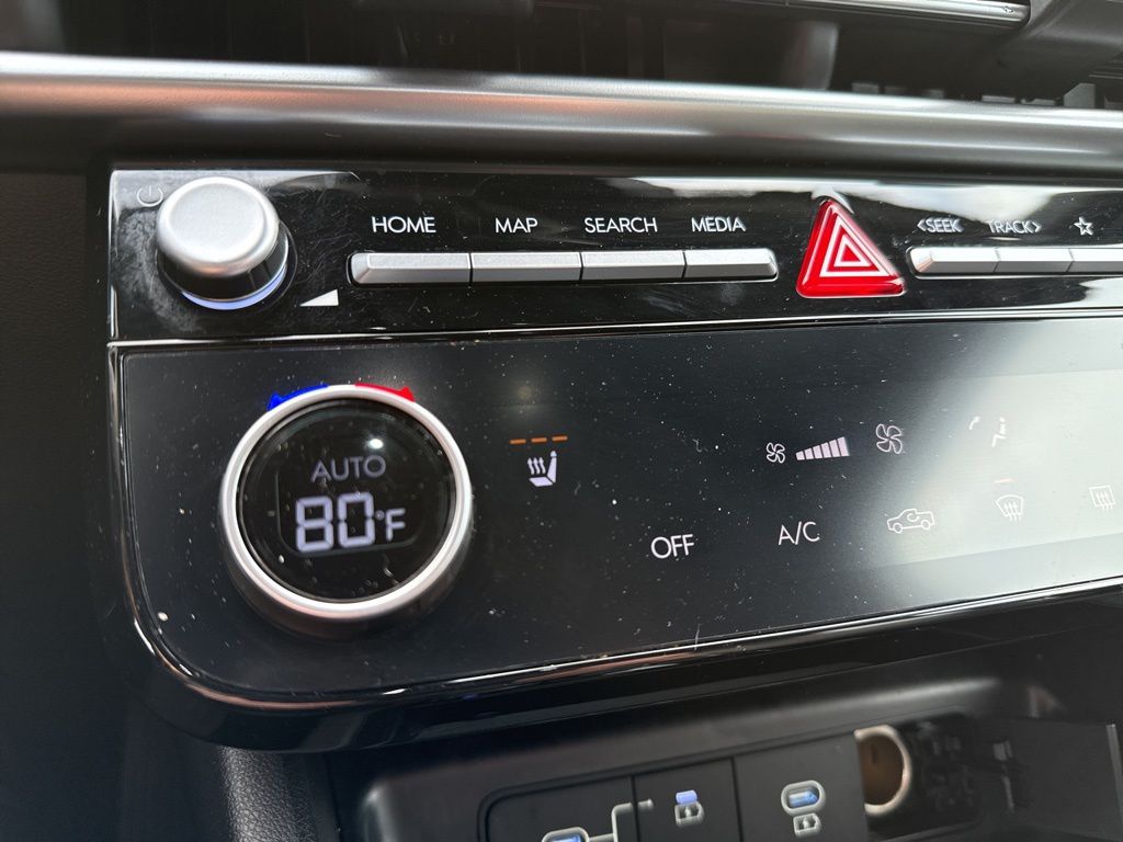 Certified Used 2025 White Hyundai SEL image 7