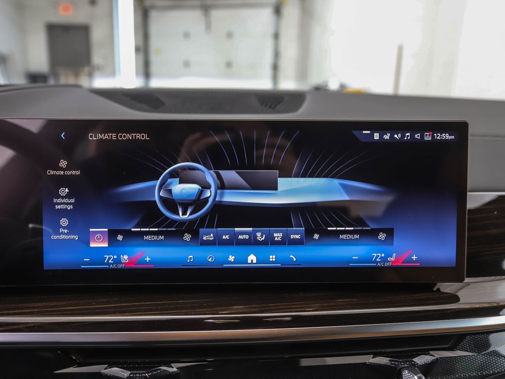 Thumbnail: 2026 BMW X5 - 18