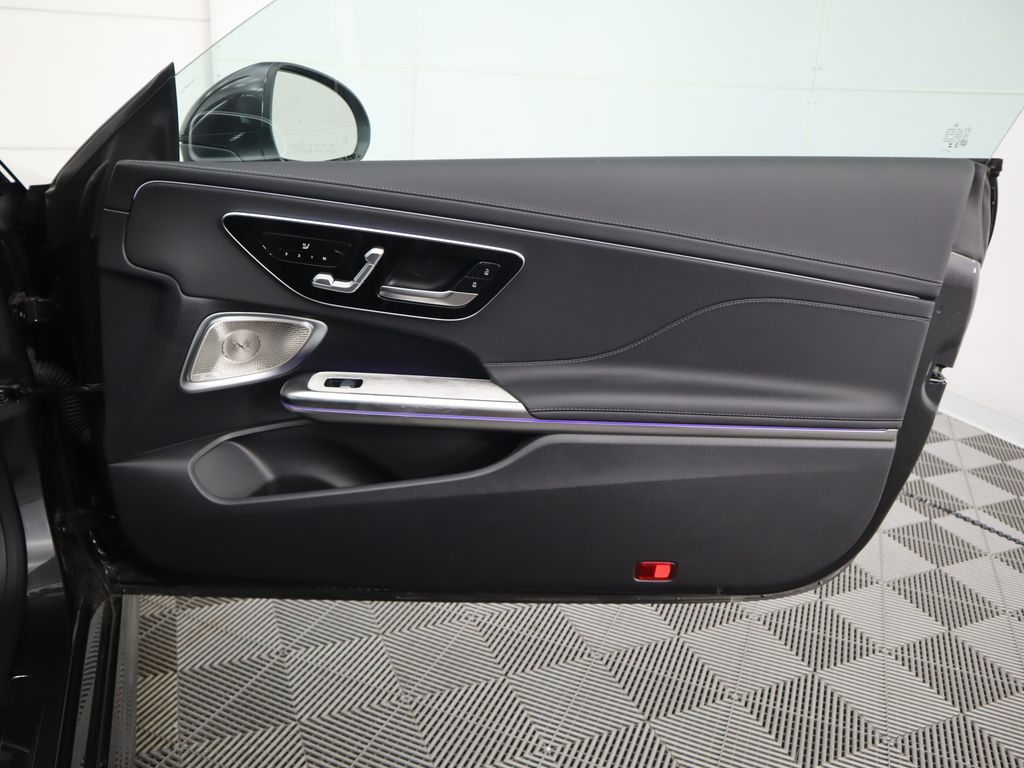 Thumbnail: 2025 Mercedes-Benz CLE - 27