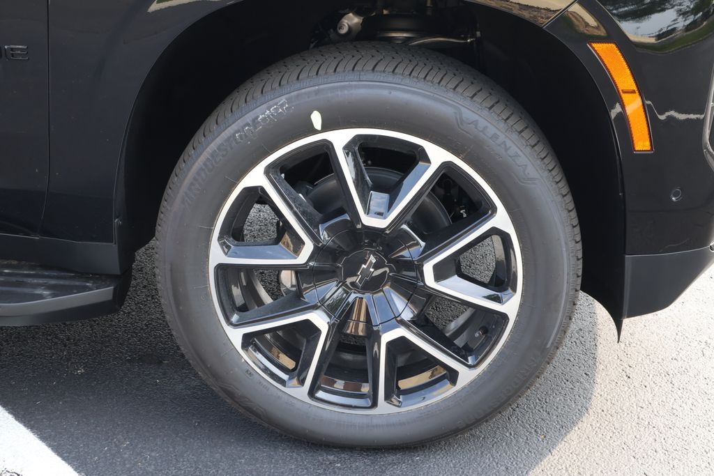 Thumbnail: 2026 Chevrolet Tahoe - 11