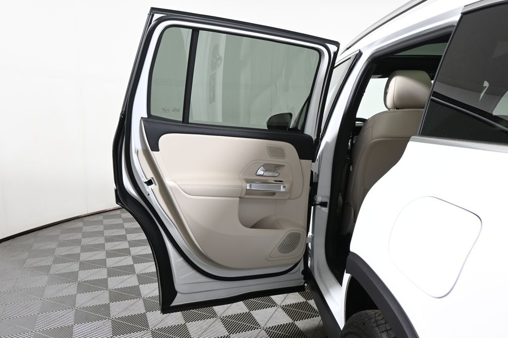 Thumbnail: 2026 Mercedes-Benz GLB - 30