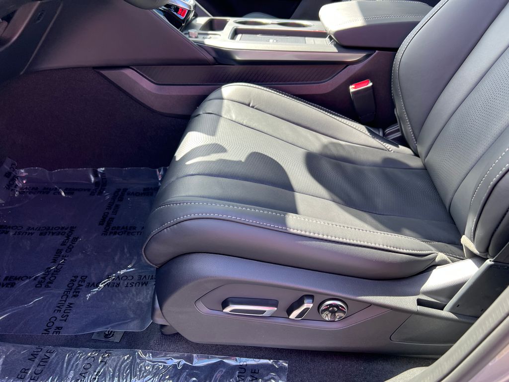 Thumbnail: 2026 Acura MDX - 15