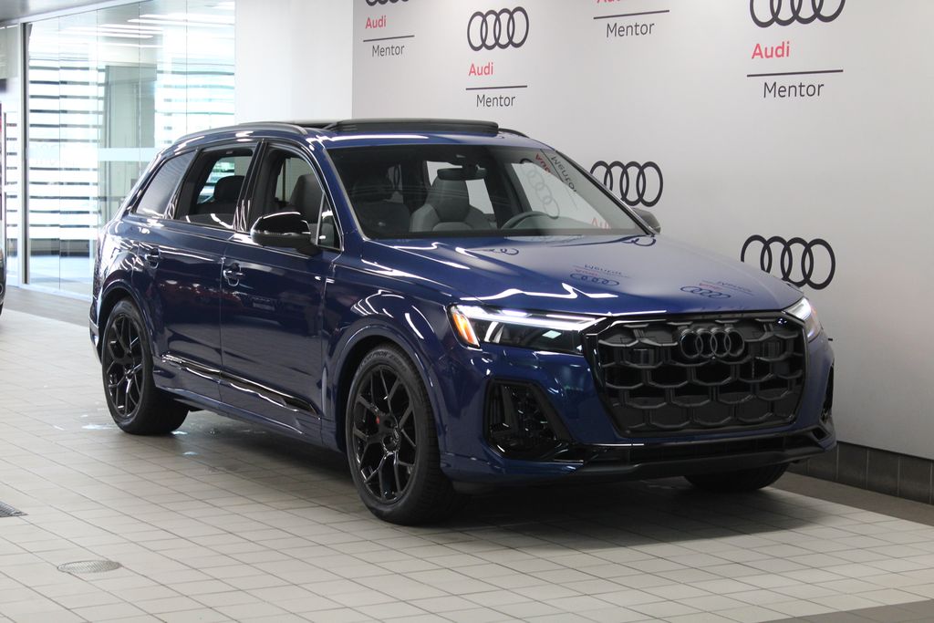 Thumbnail: 2026 Audi SQ7 - 7