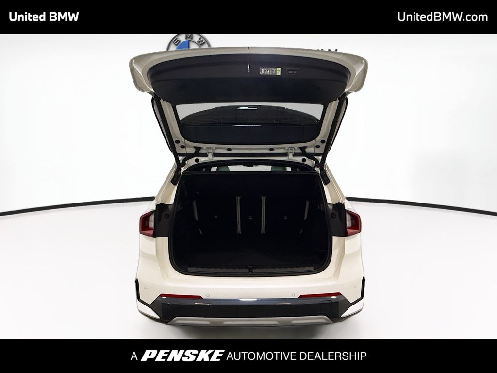 Thumbnail: 2026 BMW X1 - 14