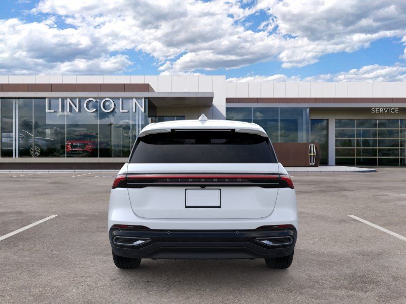 Thumbnail: 2026 Lincoln Nautilus - 5