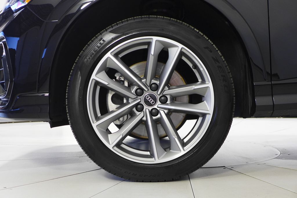 Thumbnail: 2022 Audi Q3 - 5