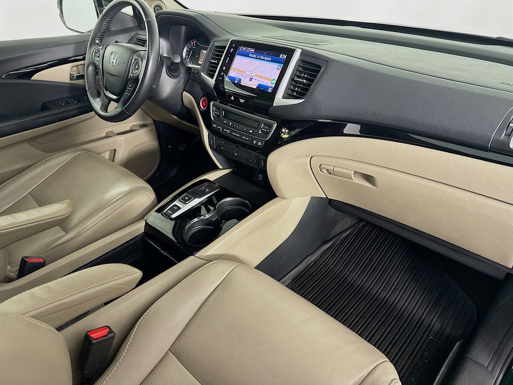 Used Car 2017 Honda Pilot  Touring For Sale Under $20,000 In Austin, Texas