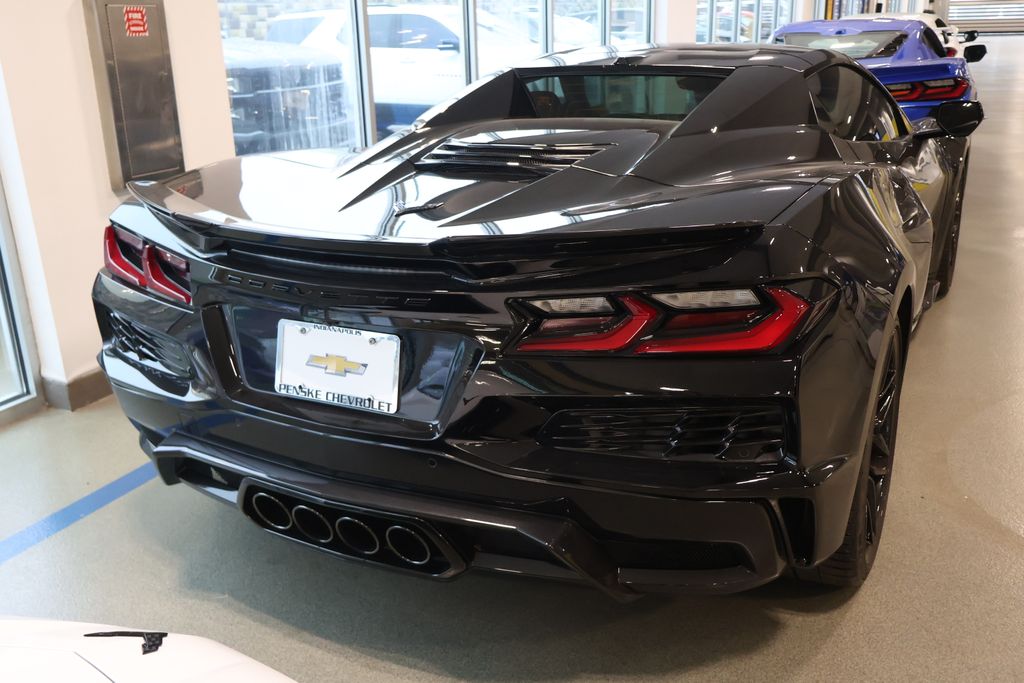 Thumbnail: 2025 Chevrolet Corvette - 13