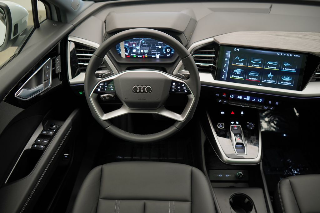 2024 Audi Q4 e-tron  12