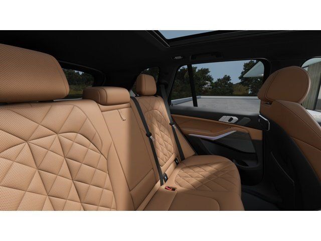 New 2026 White BMW xDrive40i image 12