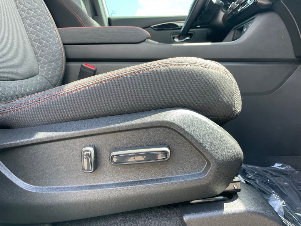 Thumbnail: 2026 Honda Pilot - 31