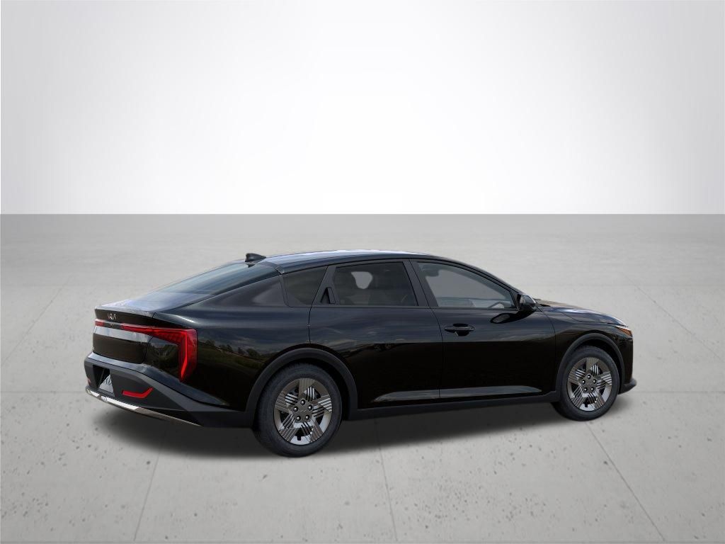 2026 Kia K4 LX