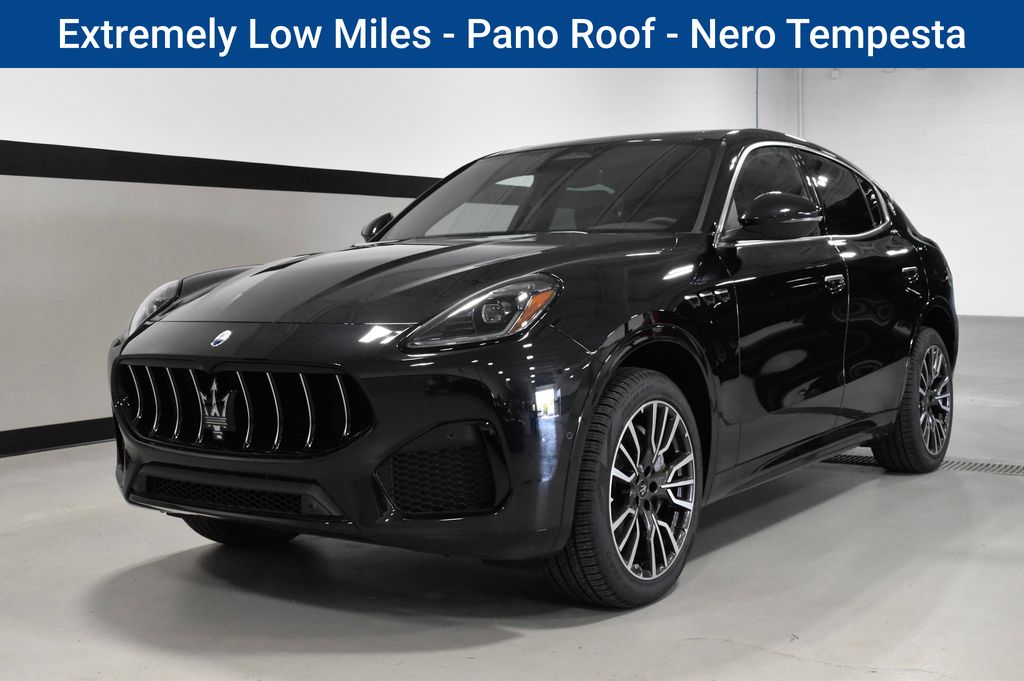 Nero Tempesta Metallic 2025 Maserati Grecale AWD SUV / Crossover All-Wheel Drive 8-Speed Automatic