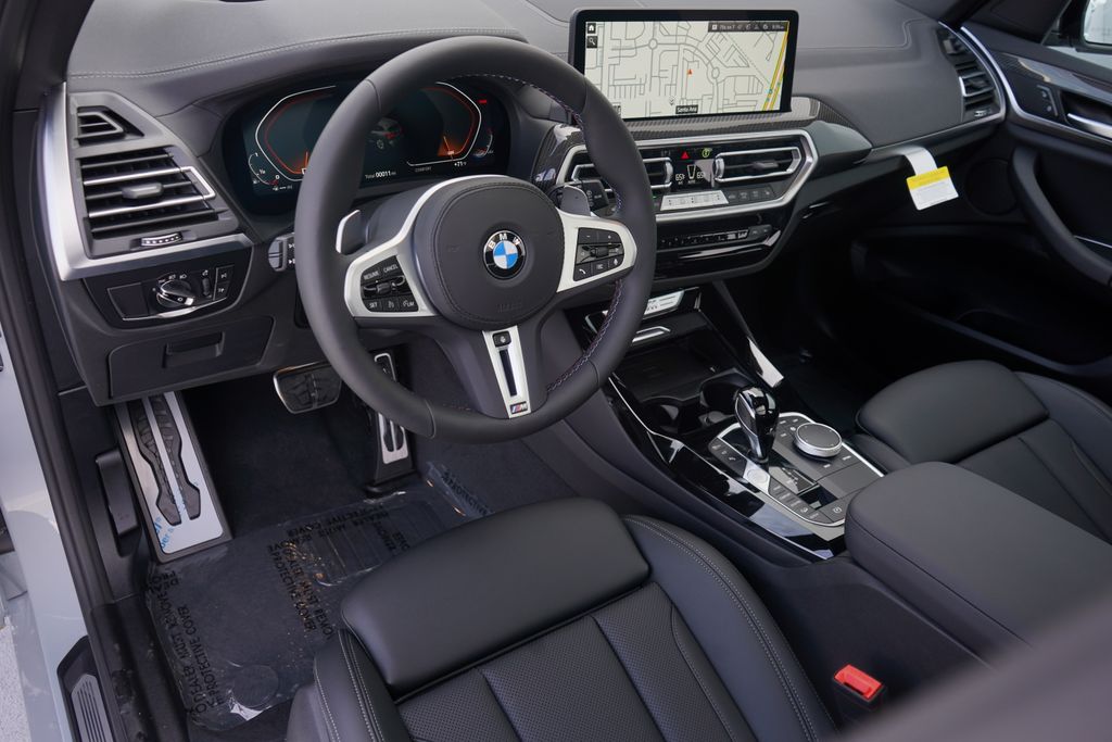 2024 BMW X3 M40i 12