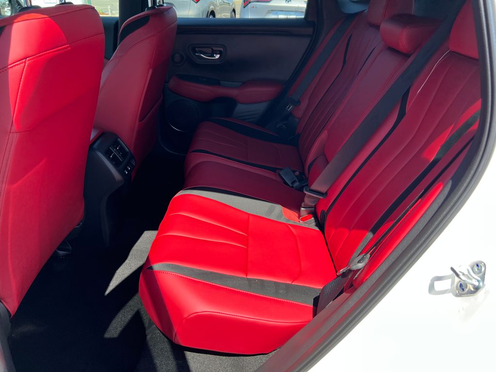 Thumbnail: 2025 Acura ADX - 21