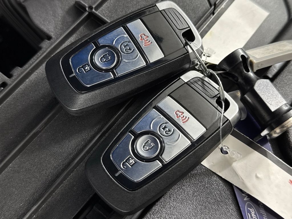 New 2026 Gray Ford Lariat image 42